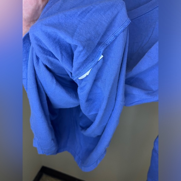 Old Navy Women’s long sleeve blue shirt size medium - Picture 7 of 9